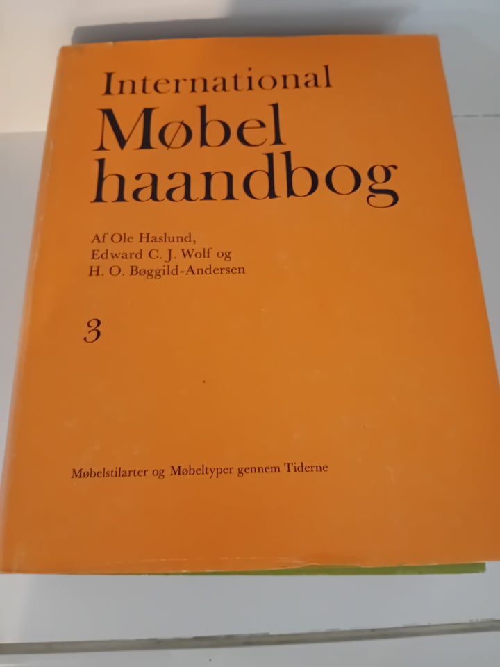 Int. Møbel håndbog, Ole Haslund,