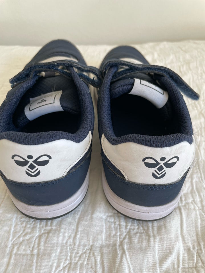 Sneakers, str. 35, Hummel