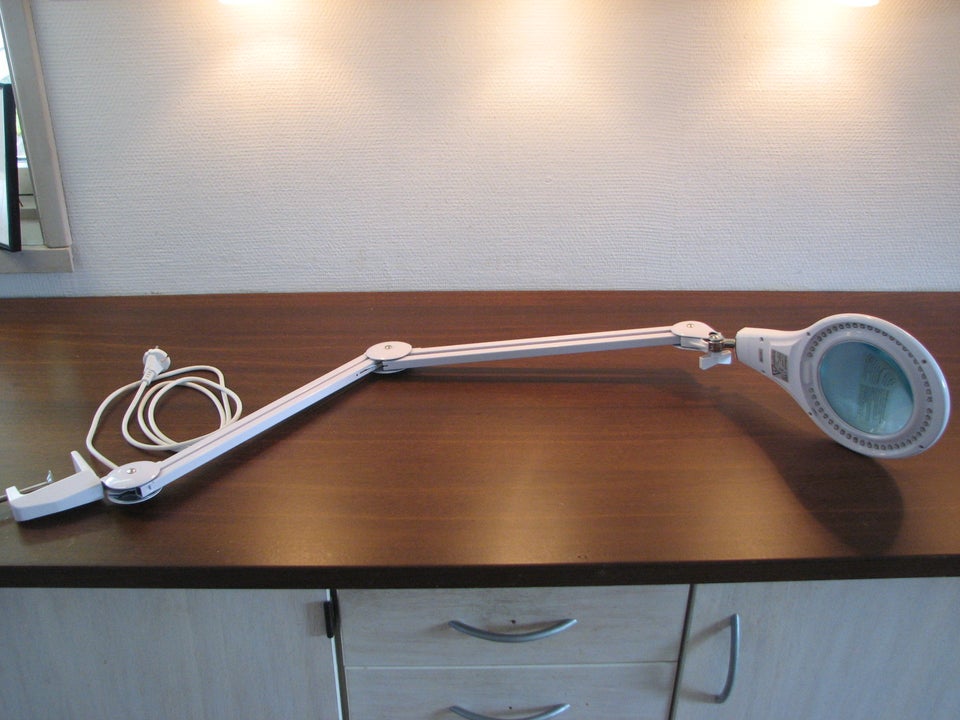 Lup Lampe, Velleman