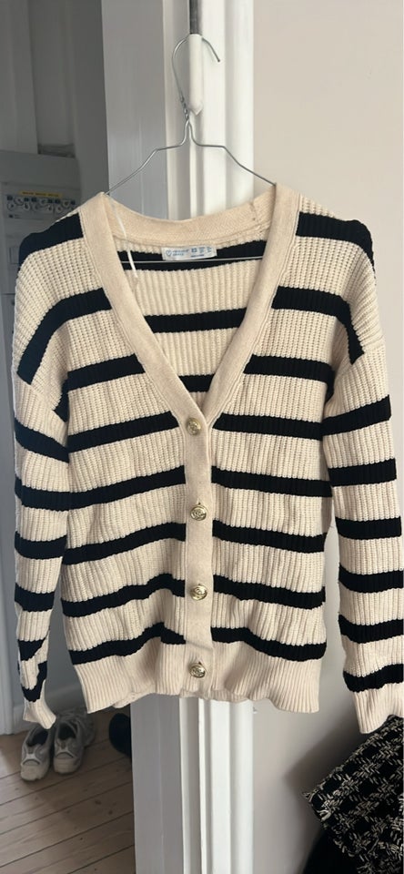 Cardigan, Primark , str. 34