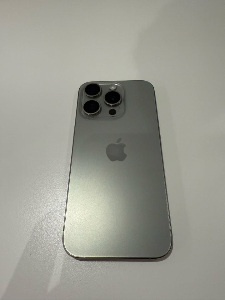 iPhone 15 Pro, 128 GB, grå