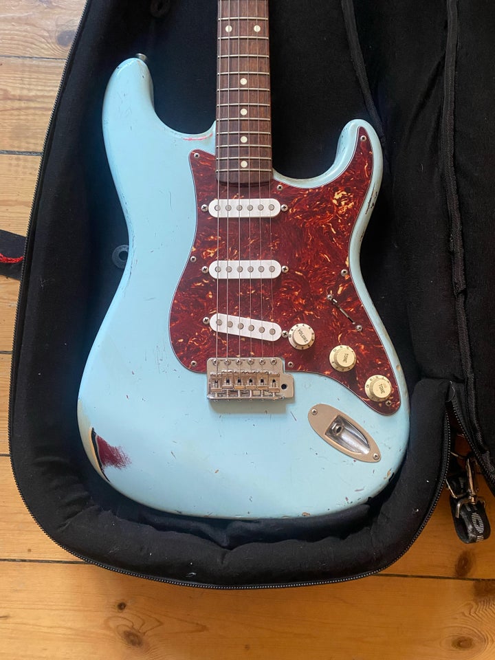 Elguitar, Fender (Jpn)