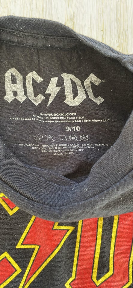 T-shirt, T-shirt, AC/DC