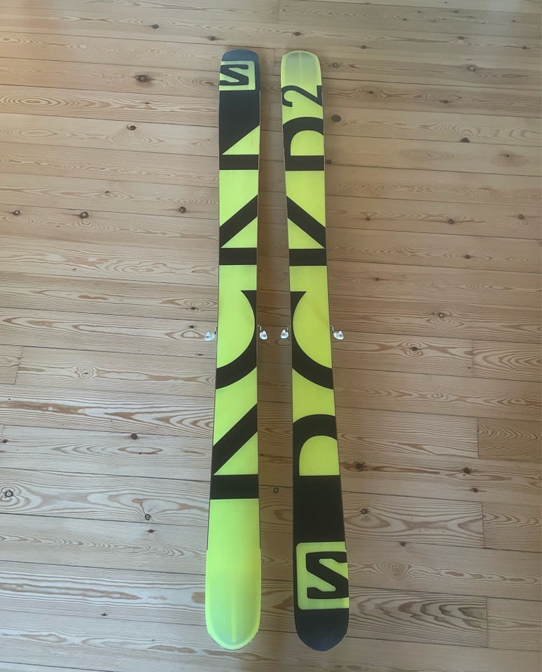 Twin-tip ski Salomon str 182