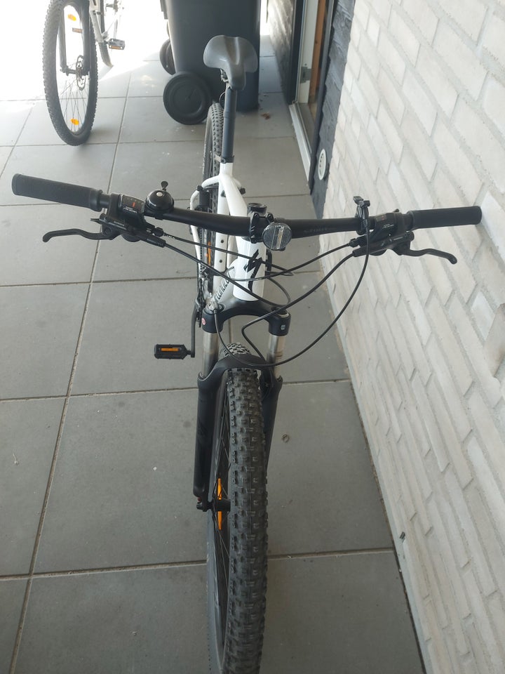 Specialized 19 RH Expert