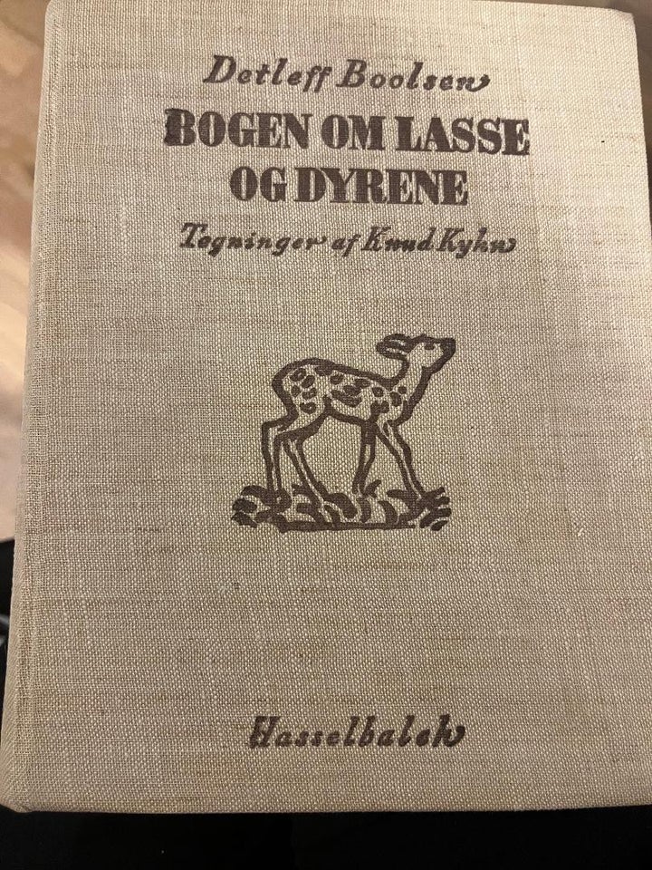 Bogen om Lasse og dyrene, Detleff