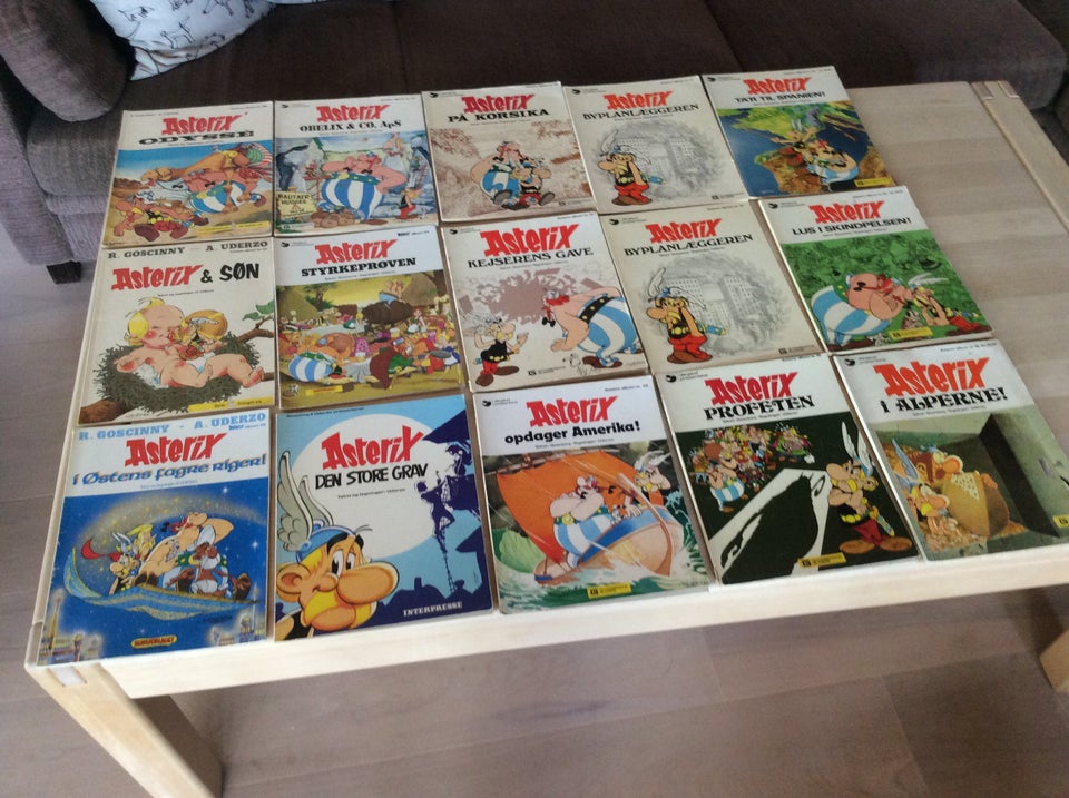 Asterix mellem nr 1- 28, Tegneserie