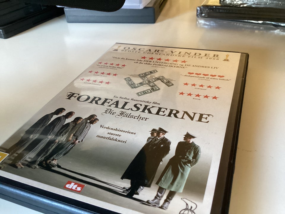 Forfalskerne  DVD drama