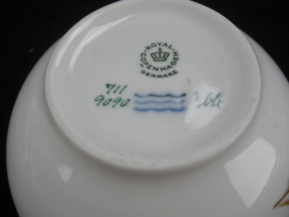 Porcelæn Brun Iris Skål 711/9090