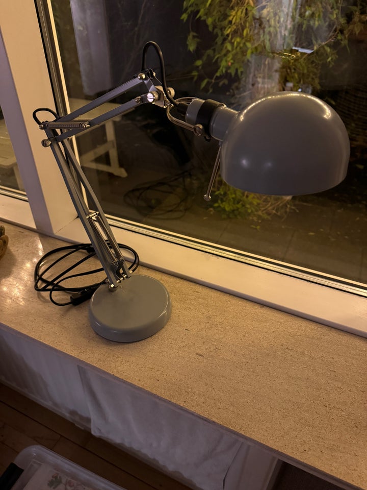 Skrivebordslampe, Ikea forså