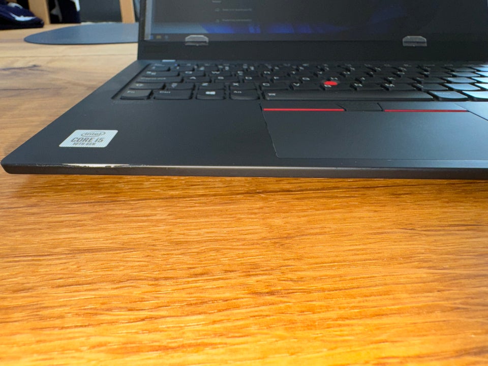 Lenovo X1 Carbon Gen 8 16 / 42