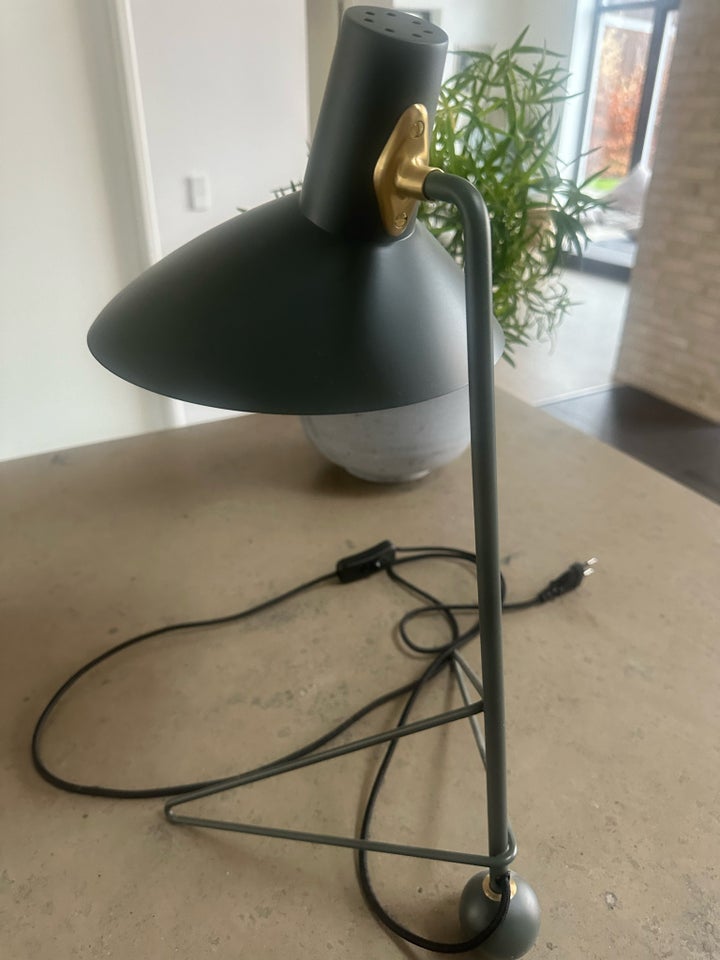 Bordlampe hm9 tripod, tradition