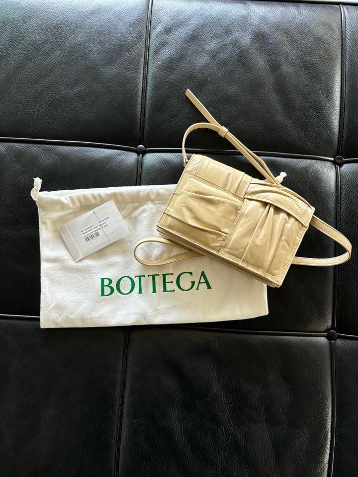 Skuldertaske, BOTTEGA VENETA