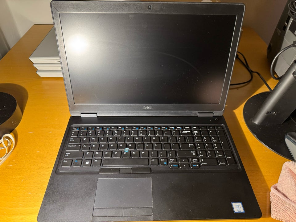 Dell Latitude 5591, 5 GHz, 16 GB ram