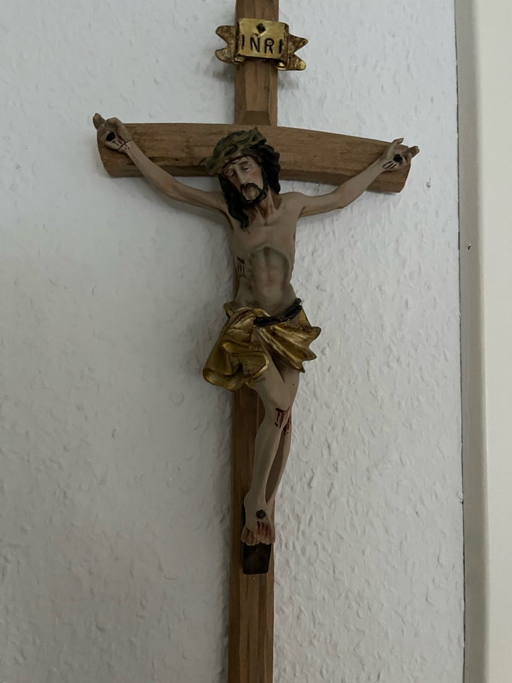 Religions figur, Jesus på kors