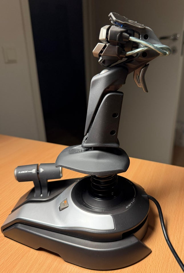 Joystick, Mad Catz Cyborg FLY 5