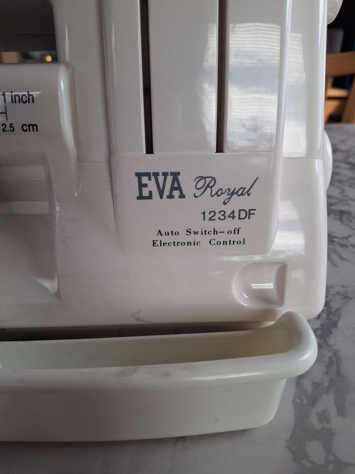 Overlocker Eva