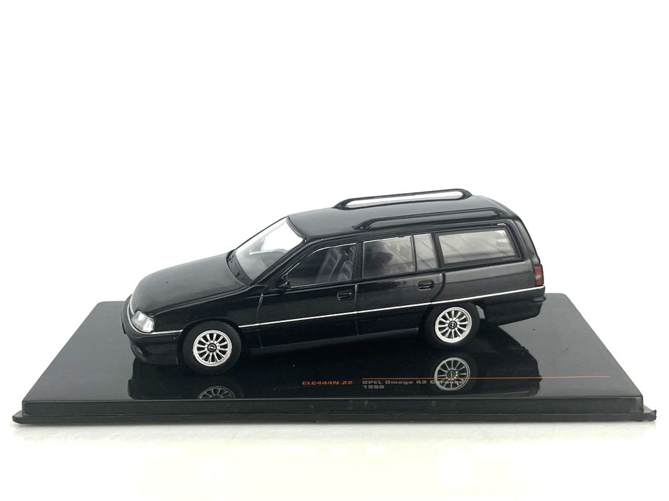 Modelbil, Opel Omega A2 1990, IXO