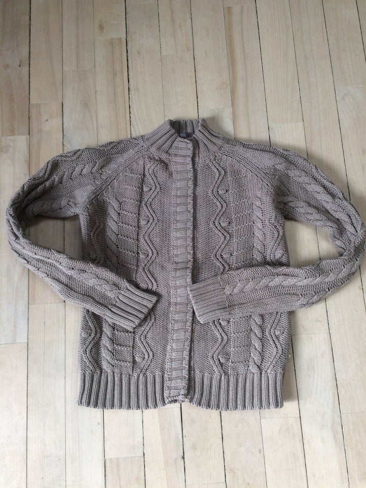 Cardigan, Strik cardigan ,