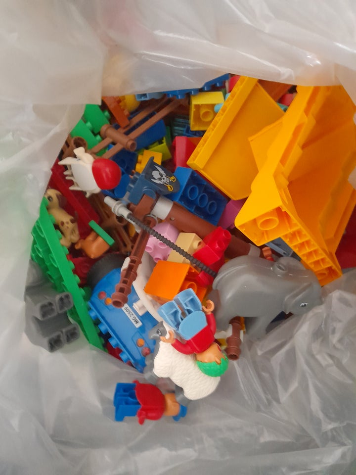 Lego Duplo, Blandet med figurer