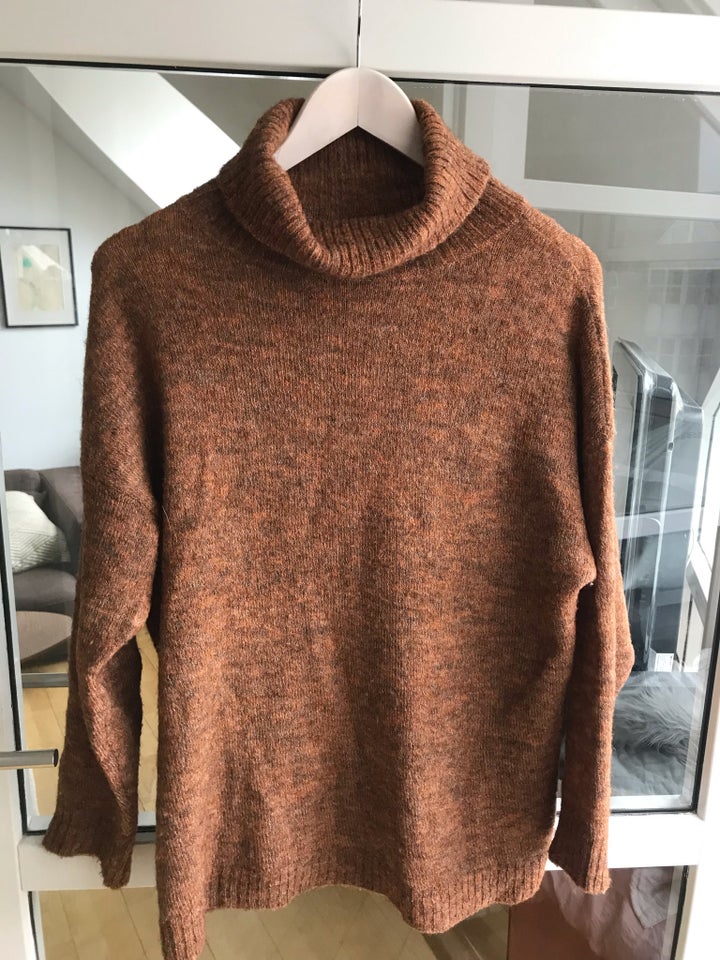 Sweater, Vila, str. 38