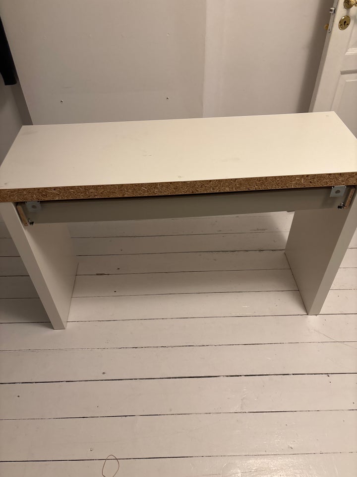 Skrivebord, Ikea, b: 120 d: 41 h: 78