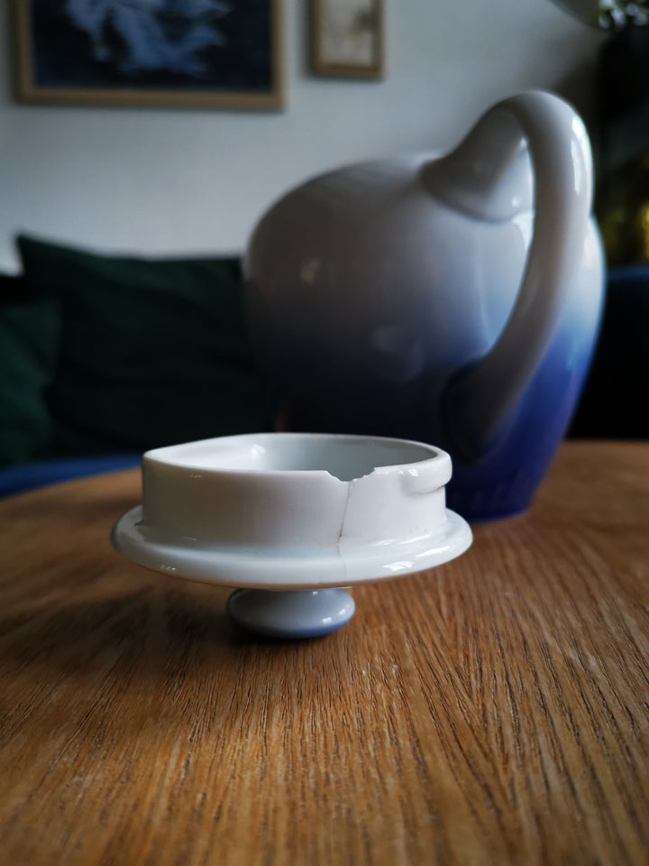 Porcelæn Tekande nr 832 Bing 