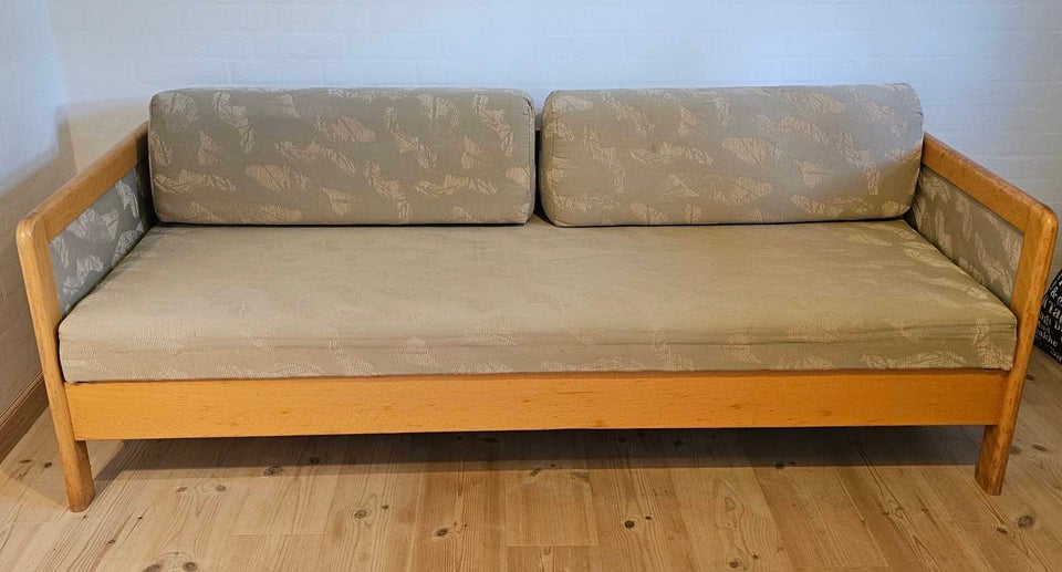 Sovesofa 80'er retro b: 90 l: 200