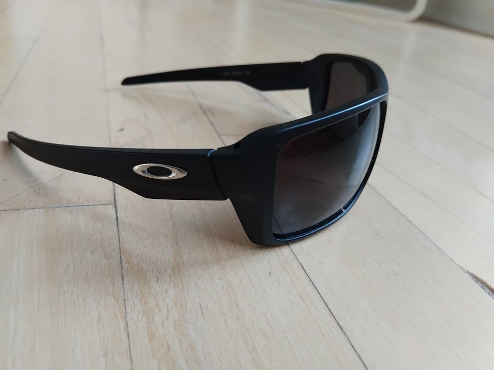 Solbriller herre, OAKLEYS Mat Blk