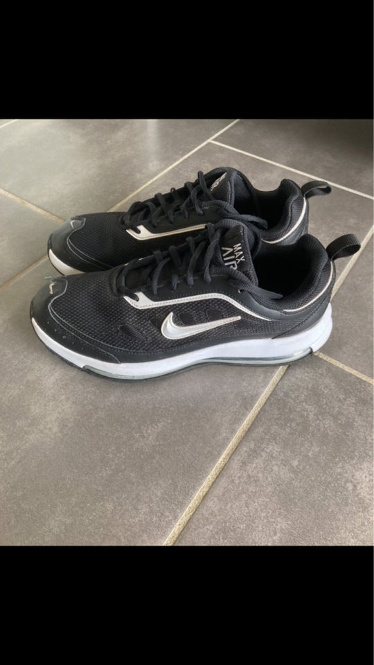 Sneakers, Nike, str. 41