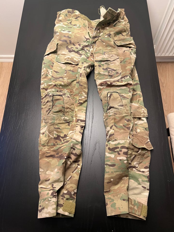 Andet Crye precision