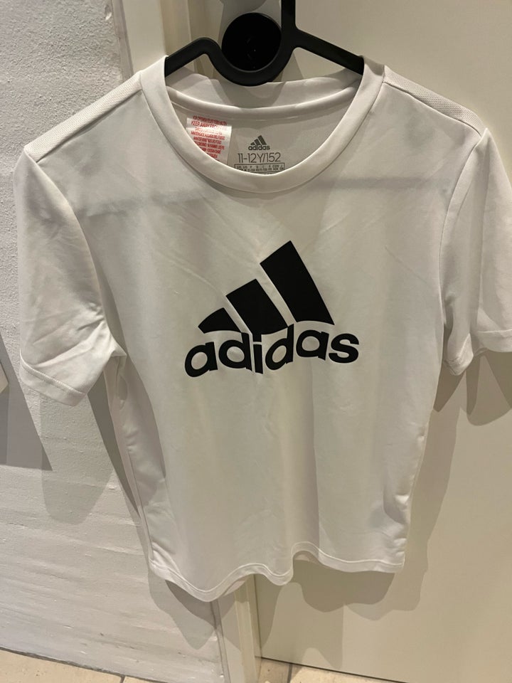 Sportstøj T-shirt Adidas