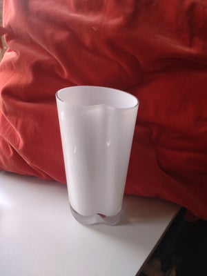 Vase Sarita Iittala