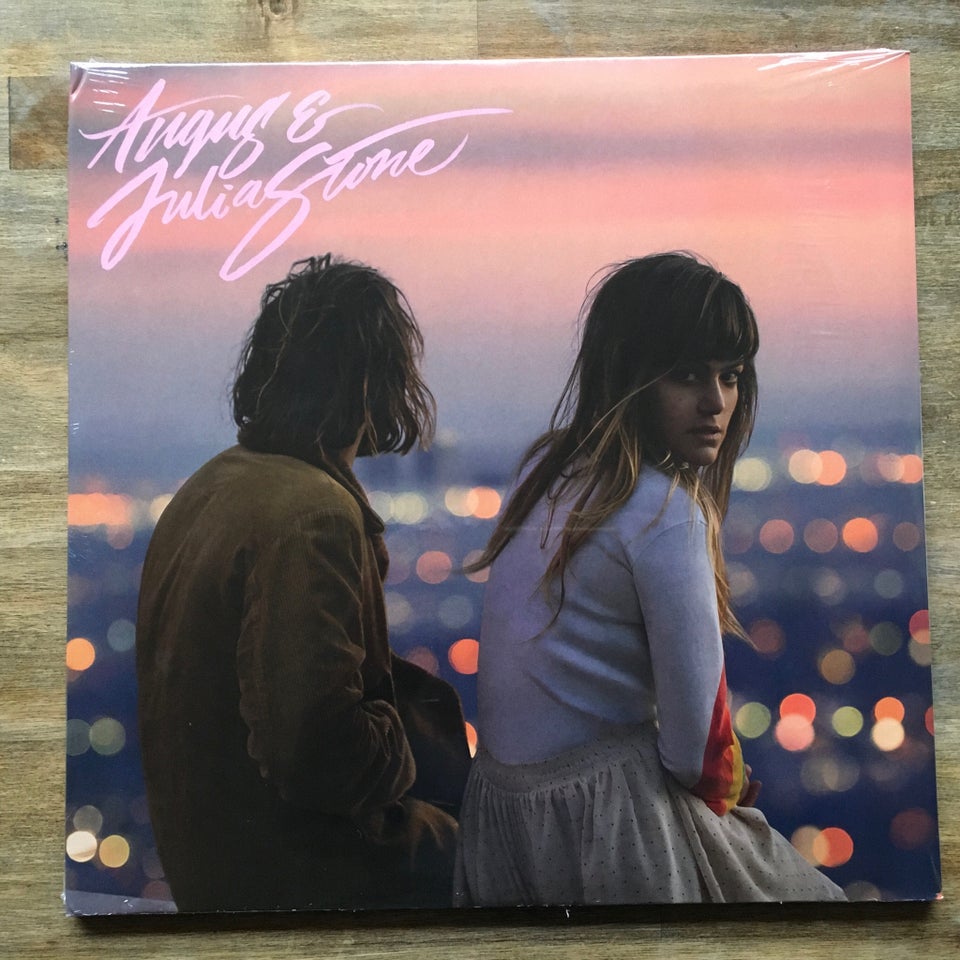 LP, Angus  Julia Stone, Angus 