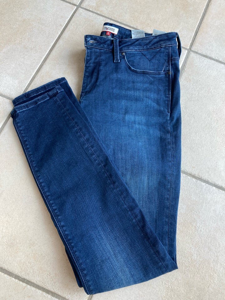 Jeans, Tommy Hilfiger, str. 31