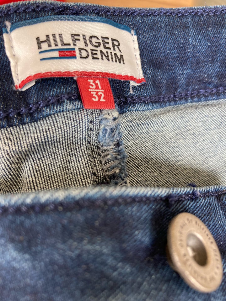 Jeans, Tommy Hilfiger, str. 31