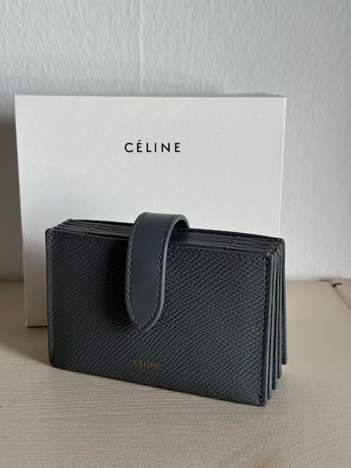 Pung, Celine