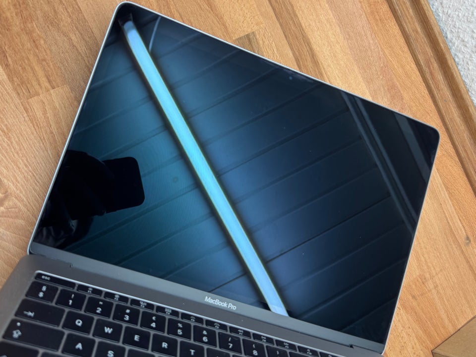 MacBook Pro, A1708, 2,3 GHz