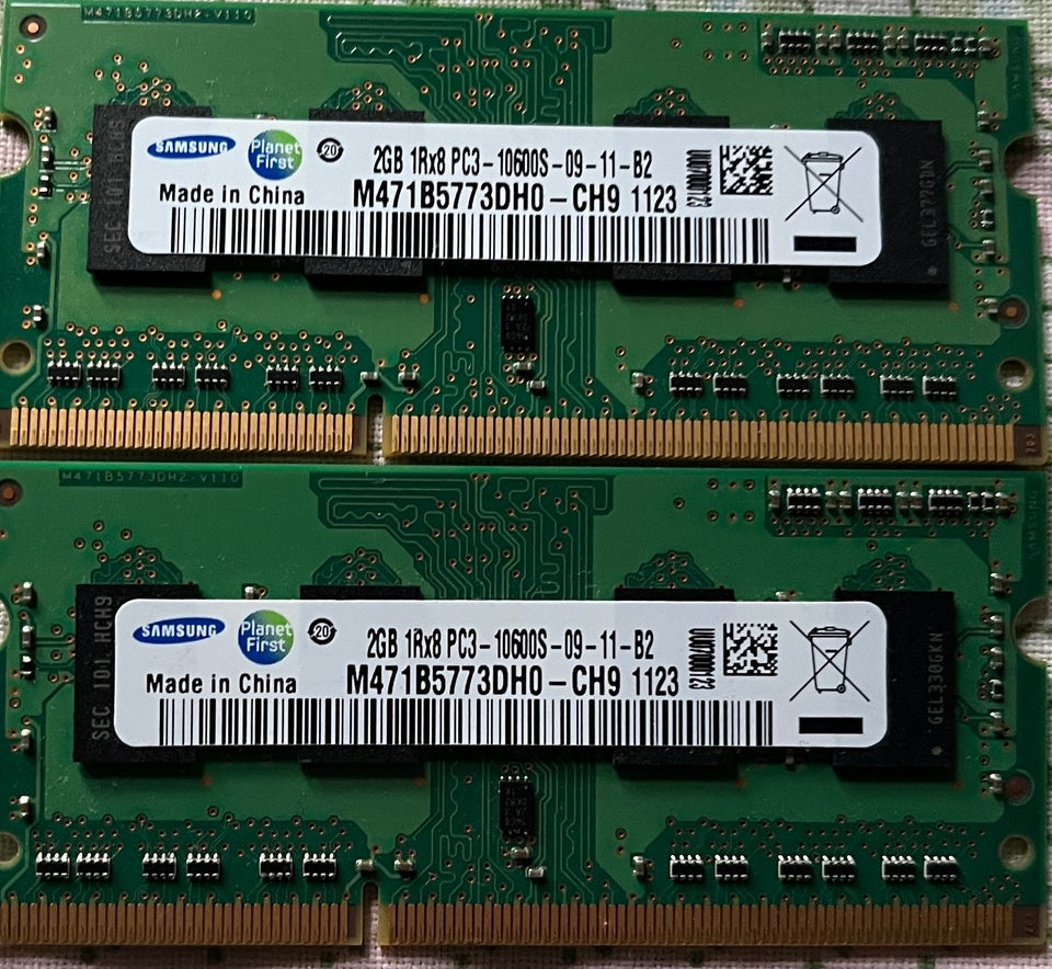 Samsung 2 GB DDR3 SDRAM