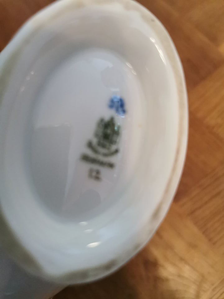 Porcelæn, Smørnæb sovseskål, Bing