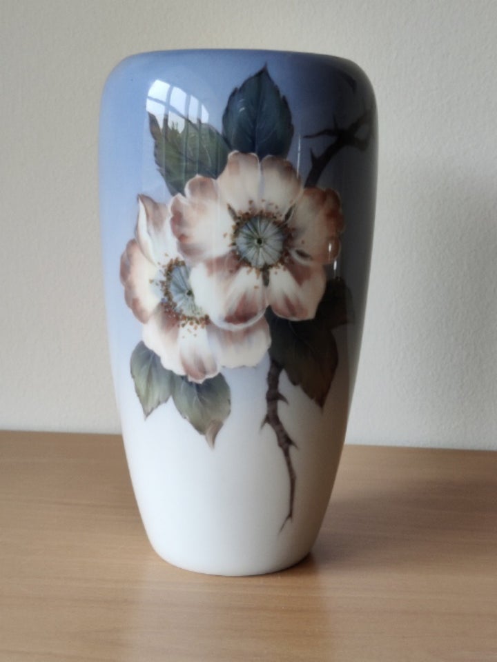 Royal Copenhagen vase med