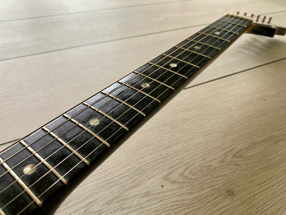 Elguitar, andet mærke Harmony H81