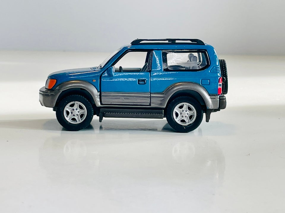 Modelbil, Cararama Toyota Land