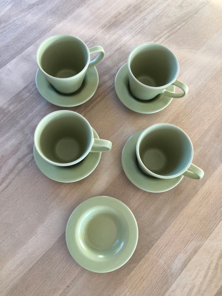 Stentøj 4 lysegrønne kopper med