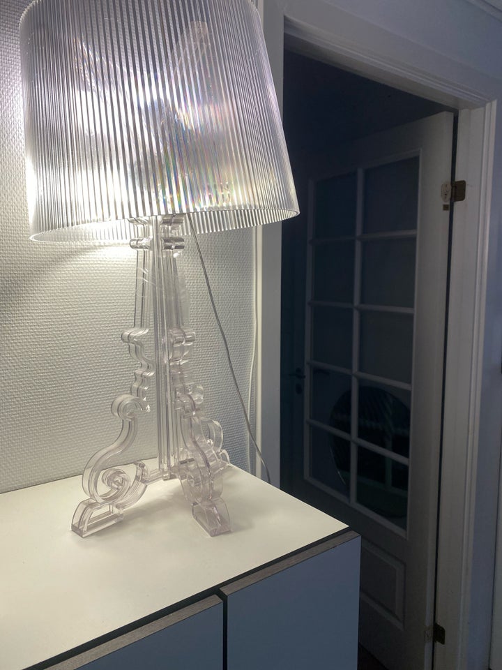 Anden bordlampe, Kartel