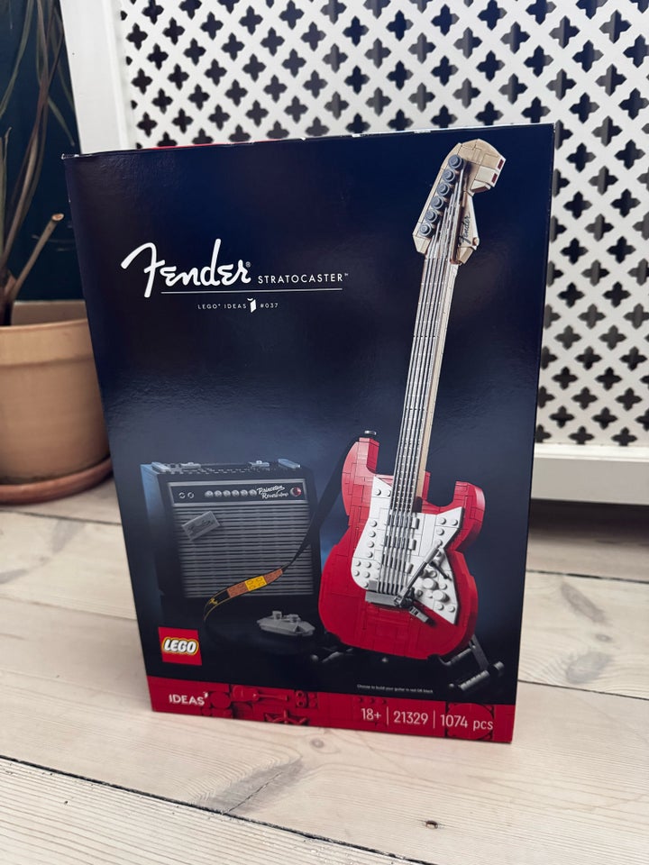 Lego Ideas, Fender Stratocaster