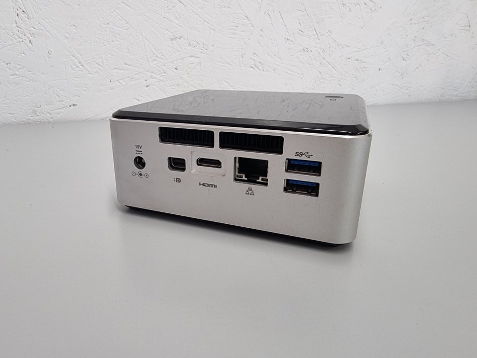 Intel, NUC i5, God