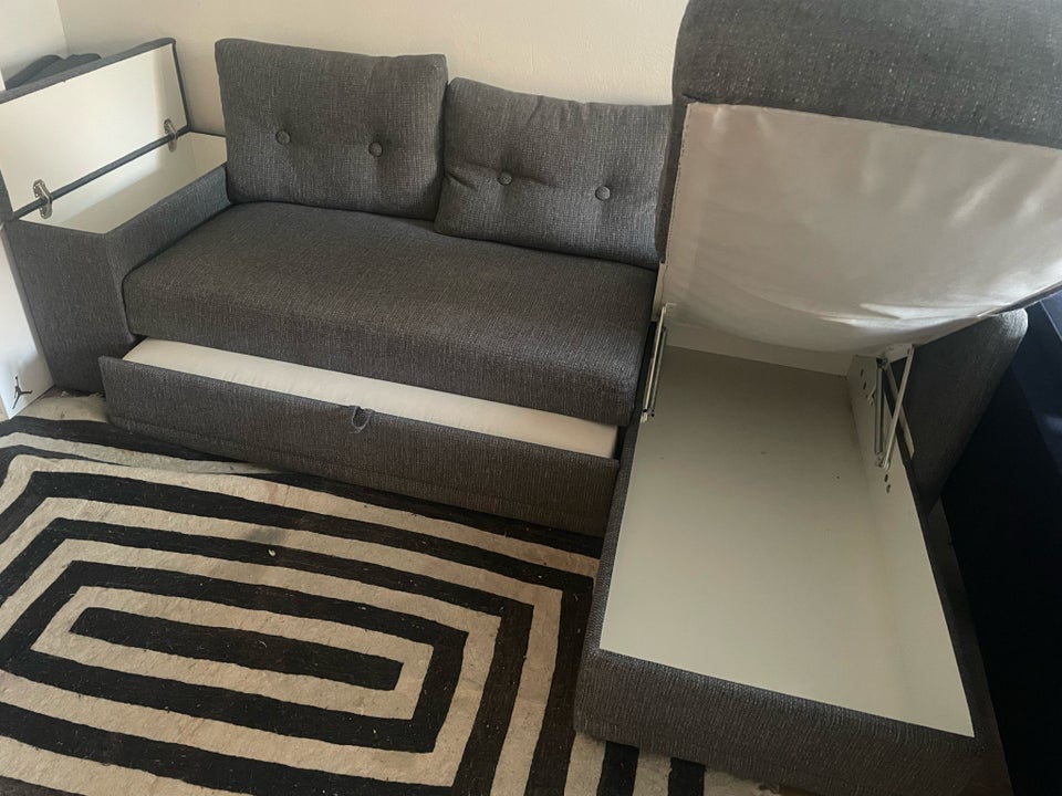 Sovesofa, Ilva, b: 150 l: 240 h: 72