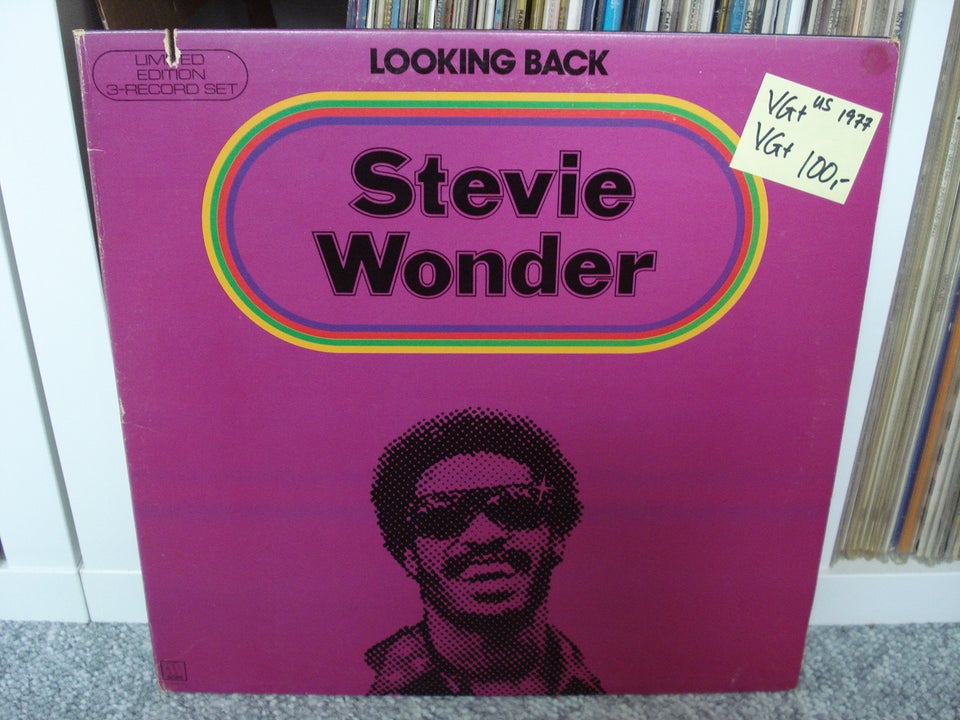 LP, Stevie Wonder, Looking Back