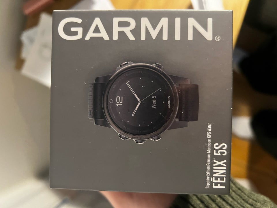 Løbeur, Garmin Fenix 5s Sapphire ,